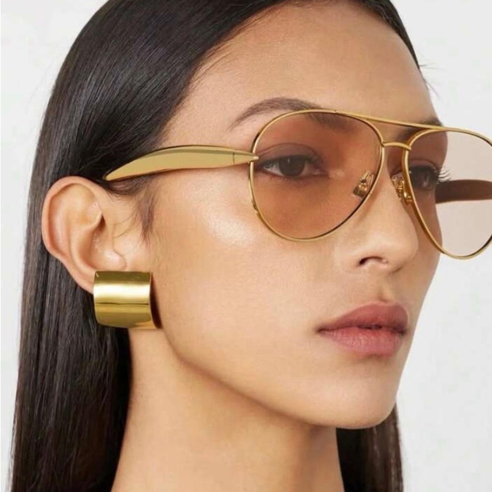 Gold aviator sunglasses
